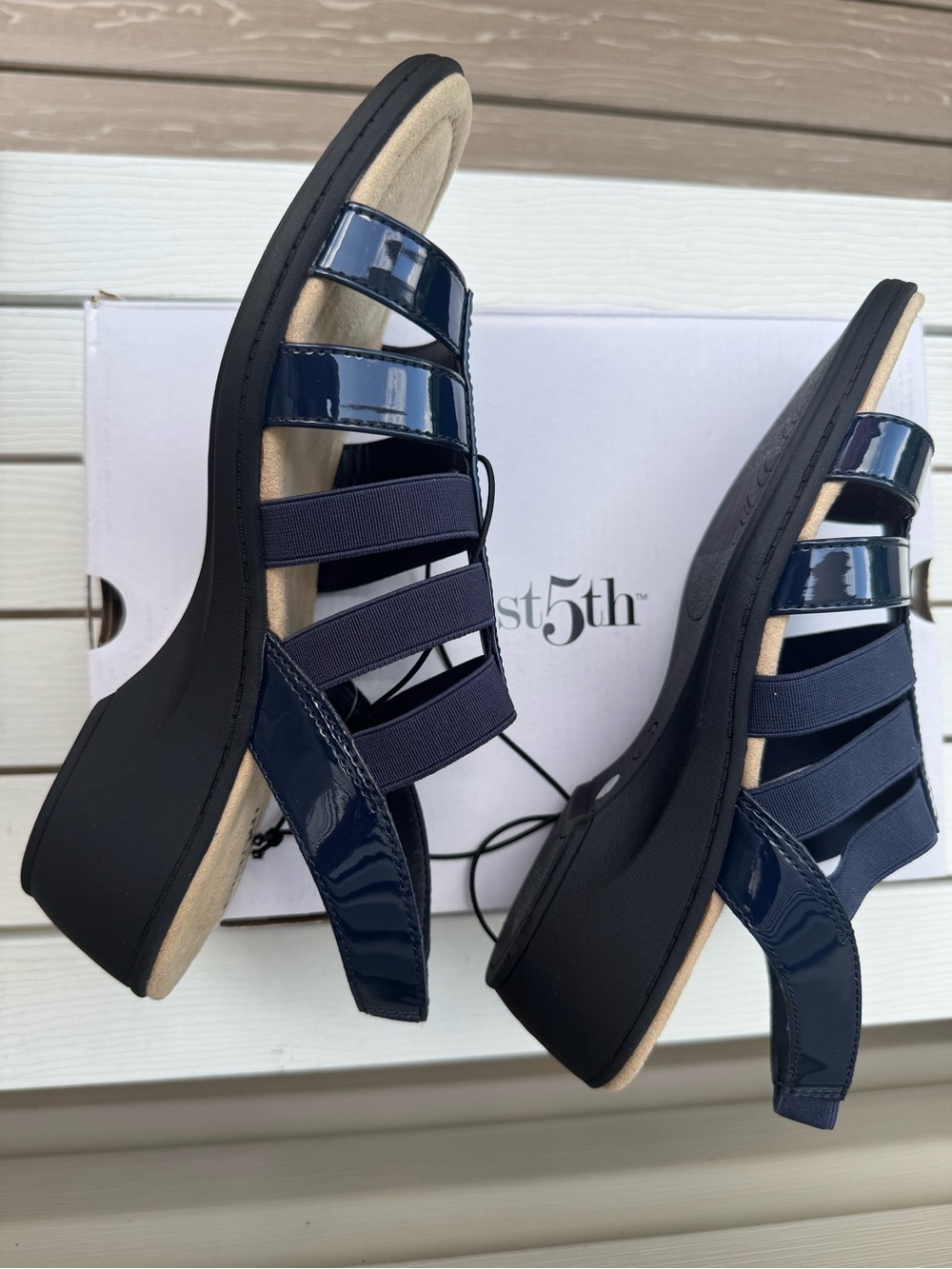 β¨Brand New! βEast 5thβ Navy Strappy Wedge Sandals with Memory Foam. Size 10. - Picture 7 of 8